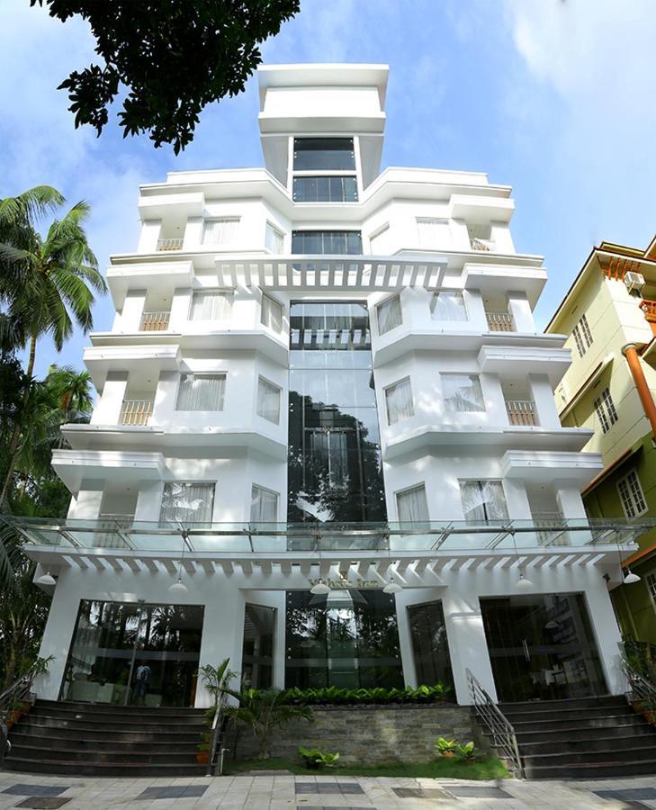 Hotel Vishnu Inn Guruvayur Exterior photo